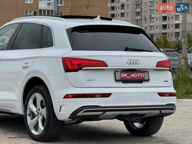 Ауди Ку 5 2021 в Киеве на Automoto.ua Белый Ауди Ку 5, объемом двигателя 2 л и пробегом 44 тыс. км за 41999 $, фото 108 на Automoto.ua