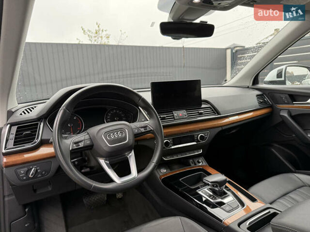 Белый Ауди Ку 5, объемом двигателя 1.98 л и пробегом 59 тыс. км за 33900 $, фото 55 на Automoto.ua