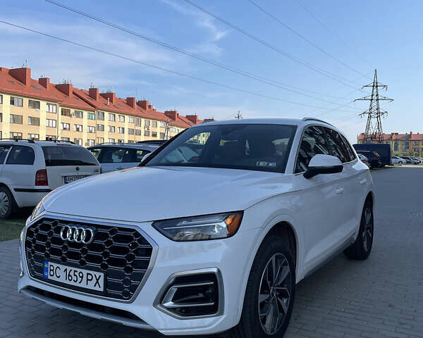 Белый Ауди Ку 5, объемом двигателя 2 л и пробегом 22 тыс. км за 37000 $, фото 3 на Automoto.ua