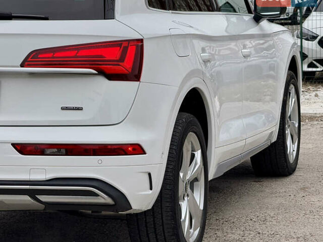 Белый Ауди Ку 5, объемом двигателя 2 л и пробегом 44 тыс. км за 41900 $, фото 101 на Automoto.ua