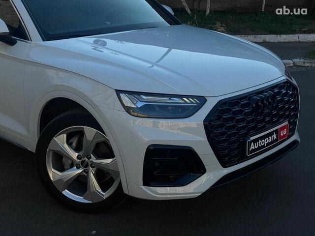 Білий Ауді Ку 5, об'ємом двигуна 2 л та пробігом 69 тис. км за 40940 $, фото 2 на Automoto.ua