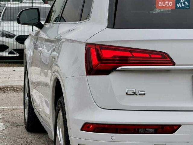 Ауди Ку 5 2021 в Киеве на Automoto.ua Белый Ауди Ку 5, объемом двигателя 2 л и пробегом 44 тыс. км за 41999 $, фото 113 на Automoto.ua