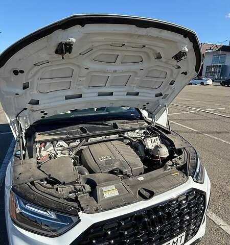 Белый Ауди Ку 5, объемом двигателя 2 л и пробегом 57 тыс. км за 34000 $, фото 25 на Automoto.ua