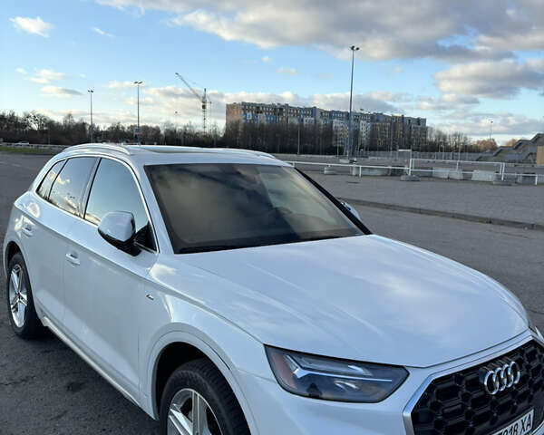 Белый Ауди Ку 5, объемом двигателя 1.98 л и пробегом 78 тыс. км за 39300 $, фото 2 на Automoto.ua