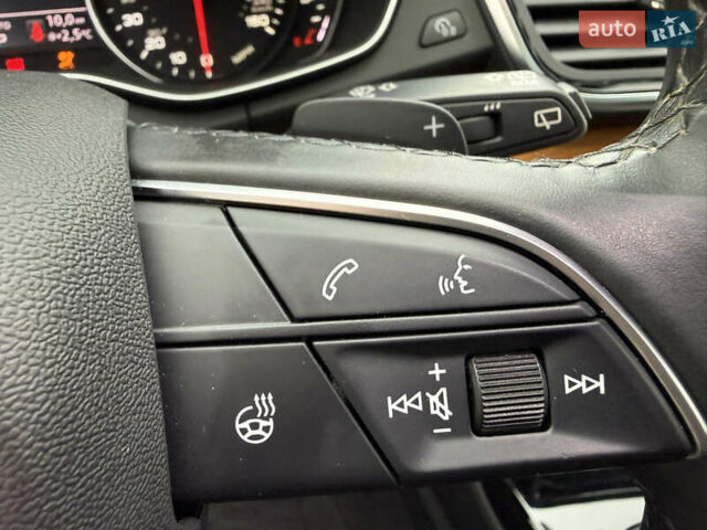 Белый Ауди Ку 5, объемом двигателя 1.98 л и пробегом 59 тыс. км за 33900 $, фото 76 на Automoto.ua