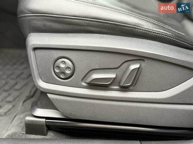 Белый Ауди Ку 5, объемом двигателя 1.98 л и пробегом 59 тыс. км за 33900 $, фото 48 на Automoto.ua