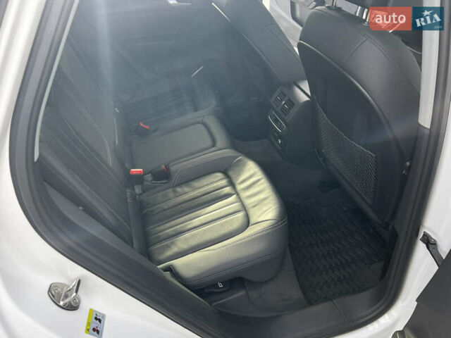 Білий Ауді Ку 5, об'ємом двигуна 1.98 л та пробігом 172 тис. км за 27777 $, фото 20 на Automoto.ua