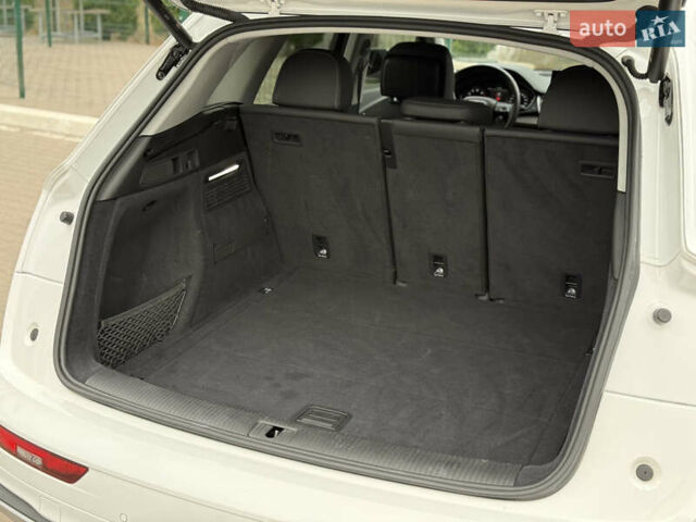 Белый Ауди Ку 5, объемом двигателя 1.98 л и пробегом 92 тыс. км за 34900 $, фото 48 на Automoto.ua