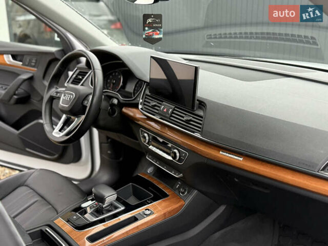 Белый Ауди Ку 5, объемом двигателя 1.98 л и пробегом 59 тыс. км за 33900 $, фото 66 на Automoto.ua