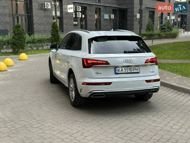 Белый Ауди Ку 5, объемом двигателя 1.98 л и пробегом 88 тыс. км за 34700 $, фото 4 на Automoto.ua