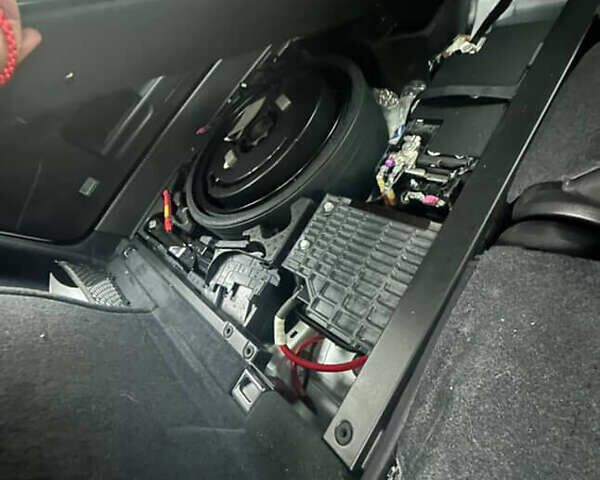 Белый Ауди Ку 5, объемом двигателя 1.98 л и пробегом 88 тыс. км за 24800 $, фото 10 на Automoto.ua