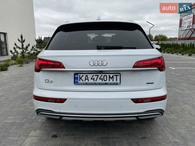Белый Ауди Ку 5, объемом двигателя 1.98 л и пробегом 75 тыс. км за 38999 $, фото 7 на Automoto.ua
