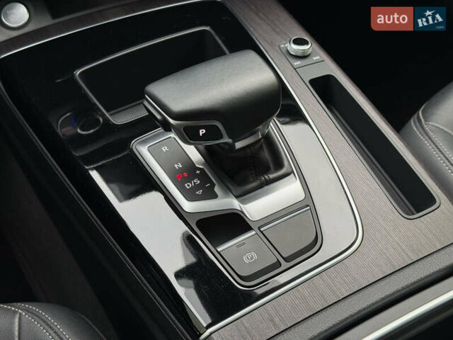 Белый Ауди Ку 5, объемом двигателя 1.98 л и пробегом 92 тыс. км за 34900 $, фото 33 на Automoto.ua