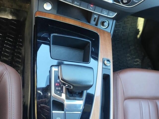 Ауди Ку 5 2021 в Киеве на Automoto.ua Белый Ауди Ку 5, объемом двигателя 0 л и пробегом 63 тыс. км за 16599 $, фото 14 на Automoto.ua