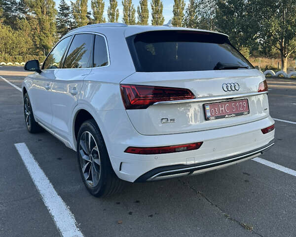 Белый Ауди Ку 5, объемом двигателя 1.98 л и пробегом 172 тыс. км за 27777 $, фото 7 на Automoto.ua