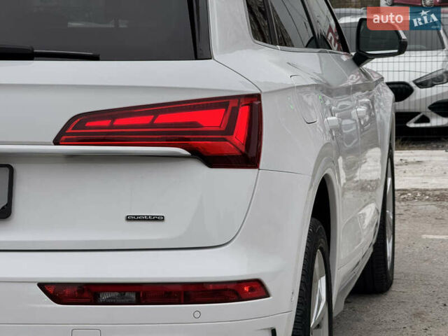Ауди Ку 5 2021 в Киеве на Automoto.ua Белый Ауди Ку 5, объемом двигателя 2 л и пробегом 44 тыс. км за 41999 $, фото 104 на Automoto.ua