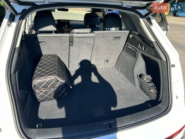 Белый Ауди Ку 5, объемом двигателя 1.98 л и пробегом 49 тыс. км за 36200 $, фото 25 на Automoto.ua