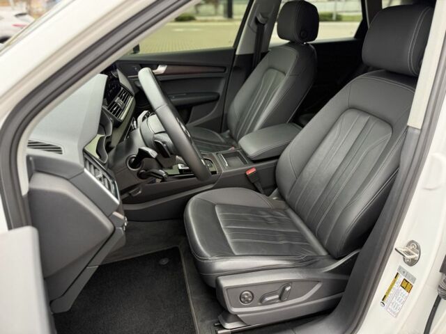 Белый Ауди Ку 5, объемом двигателя 0 л и пробегом 92 тыс. км за 34900 $, фото 18 на Automoto.ua