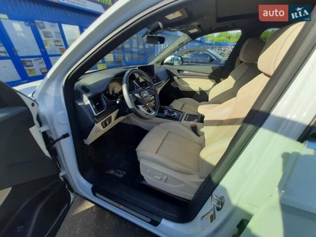 Белый Ауди Ку 5, объемом двигателя 1.98 л и пробегом 85 тыс. км за 44000 $, фото 12 на Automoto.ua