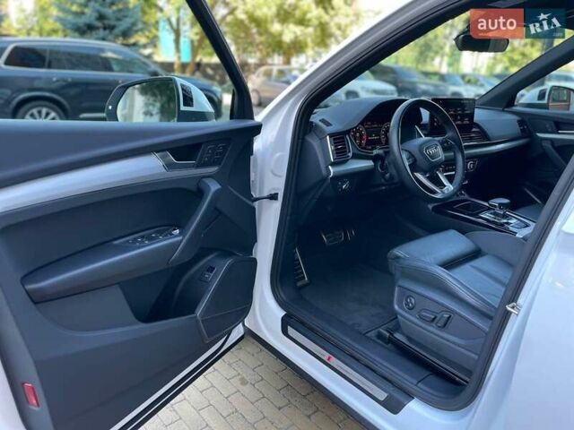 Білий Ауді Ку 5, об'ємом двигуна 1.98 л та пробігом 78 тис. км за 43500 $, фото 14 на Automoto.ua