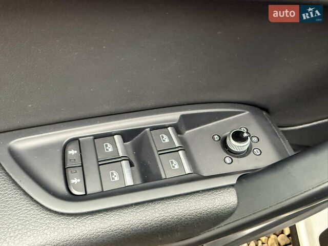 Белый Ауди Ку 5, объемом двигателя 1.98 л и пробегом 59 тыс. км за 33900 $, фото 44 на Automoto.ua