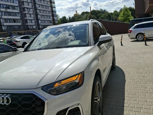 Білий Ауді Ку 5, об'ємом двигуна 2 л та пробігом 25 тис. км за 49900 $, фото 2 на Automoto.ua