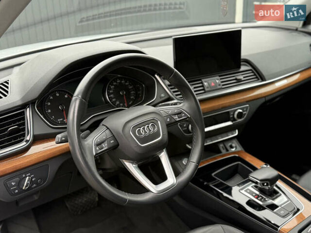 Белый Ауди Ку 5, объемом двигателя 1.98 л и пробегом 59 тыс. км за 33900 $, фото 47 на Automoto.ua