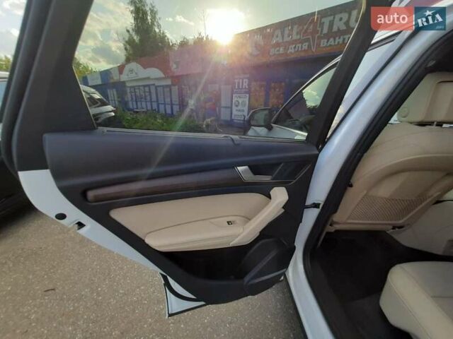 Белый Ауди Ку 5, объемом двигателя 1.98 л и пробегом 85 тыс. км за 44000 $, фото 24 на Automoto.ua