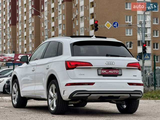 Белый Ауди Ку 5, объемом двигателя 2 л и пробегом 44 тыс. км за 41900 $, фото 106 на Automoto.ua