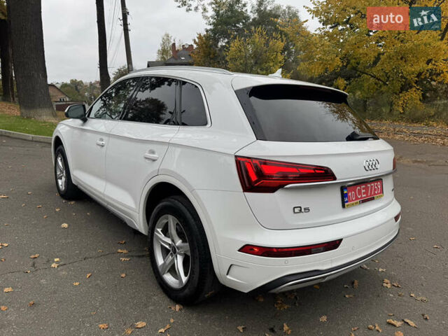 Белый Ауди Ку 5, объемом двигателя 1.98 л и пробегом 60 тыс. км за 33800 $, фото 13 на Automoto.ua