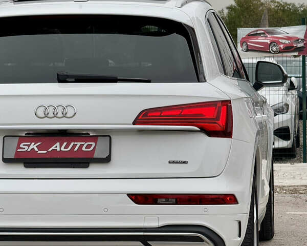 Ауди Ку 5 2021 в Киеве на Automoto.ua Белый Ауди Ку 5, объемом двигателя 2 л и пробегом 44 тыс. км за 41999 $, фото 100 на Automoto.ua