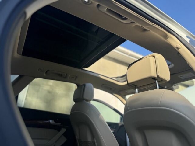 Белый Ауди Ку 5, объемом двигателя 2 л и пробегом 95 тыс. км за 34000 $, фото 18 на Automoto.ua