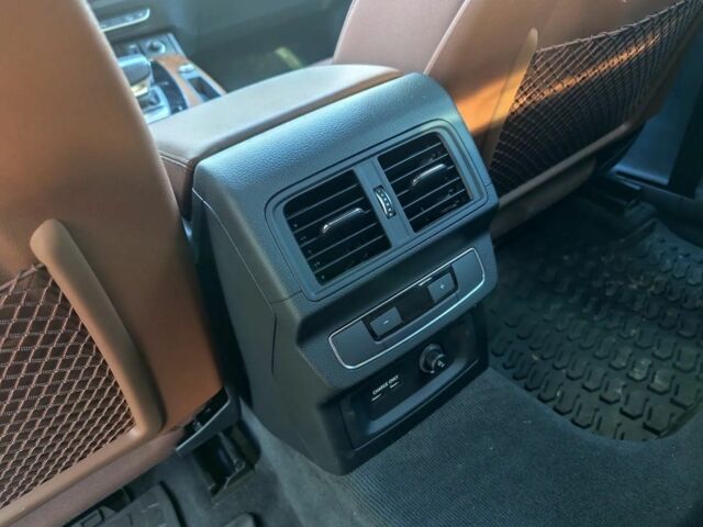 Ауди Ку 5 2021 в Киеве на Automoto.ua Белый Ауди Ку 5, объемом двигателя 0 л и пробегом 63 тыс. км за 16599 $, фото 17 на Automoto.ua