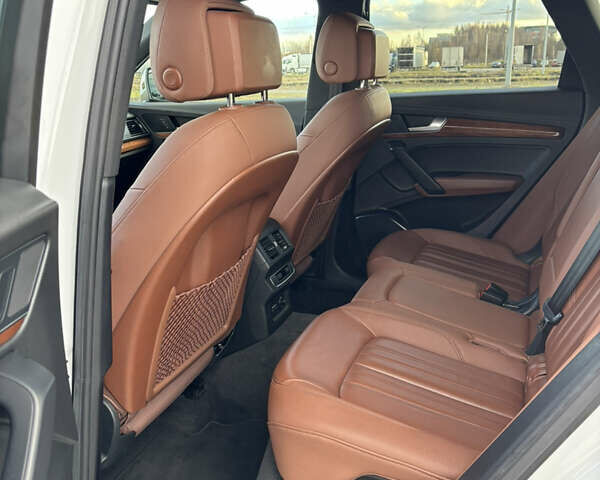 Белый Ауди Ку 5, объемом двигателя 1.98 л и пробегом 78 тыс. км за 39300 $, фото 17 на Automoto.ua