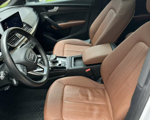 Белый Ауди Ку 5, объемом двигателя 1.98 л и пробегом 88 тыс. км за 34700 $, фото 12 на Automoto.ua