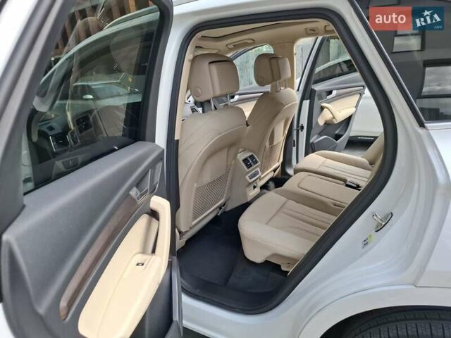 Белый Ауди Ку 5, объемом двигателя 1.98 л и пробегом 26 тыс. км за 49900 $, фото 16 на Automoto.ua