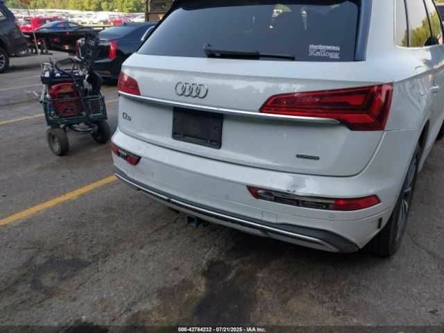 Білий Ауді Ку 5, об'ємом двигуна 2 л та пробігом 32 тис. км за 12000 $, фото 5 на Automoto.ua