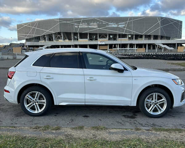 Белый Ауди Ку 5, объемом двигателя 1.98 л и пробегом 78 тыс. км за 39300 $, фото 3 на Automoto.ua