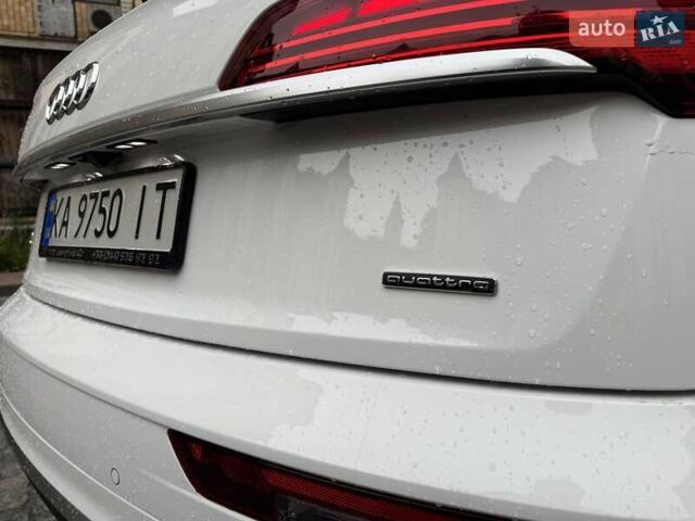 Білий Ауді Ку 5, об'ємом двигуна 1.98 л та пробігом 70 тис. км за 40000 $, фото 11 на Automoto.ua