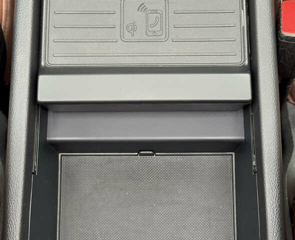 Белый Ауди Ку 5, объемом двигателя 2 л и пробегом 44 тыс. км за 41900 $, фото 63 на Automoto.ua