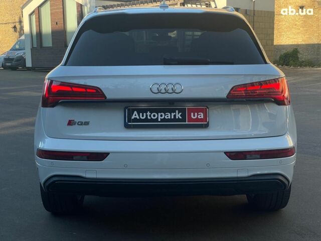 Білий Ауді Ку 5, об'ємом двигуна 2 л та пробігом 69 тис. км за 40940 $, фото 6 на Automoto.ua