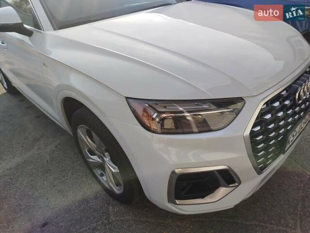 Білий Ауді Ку 5, об'ємом двигуна 1.98 л та пробігом 71 тис. км за 40300 $, фото 17 на Automoto.ua