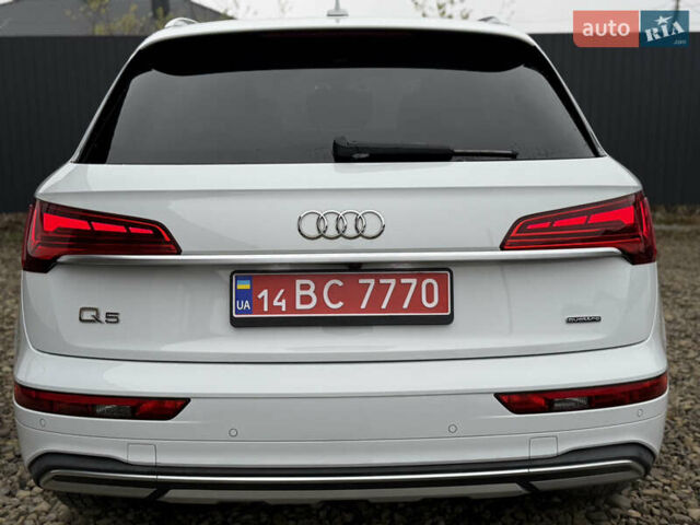 Белый Ауди Ку 5, объемом двигателя 1.98 л и пробегом 59 тыс. км за 33900 $, фото 25 на Automoto.ua