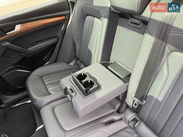 Белый Ауди Ку 5, объемом двигателя 1.98 л и пробегом 123 тыс. км за 29999 $, фото 52 на Automoto.ua