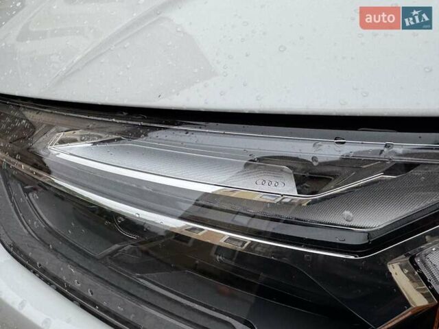 Білий Ауді Ку 5, об'ємом двигуна 1.98 л та пробігом 70 тис. км за 40000 $, фото 16 на Automoto.ua
