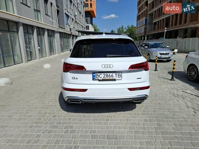 Белый Ауди Ку 5, объемом двигателя 1.98 л и пробегом 26 тыс. км за 49900 $, фото 8 на Automoto.ua
