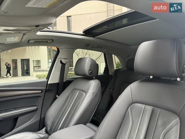 Белый Ауди Ку 5, объемом двигателя 1.98 л и пробегом 73 тыс. км за 31500 $, фото 15 на Automoto.ua