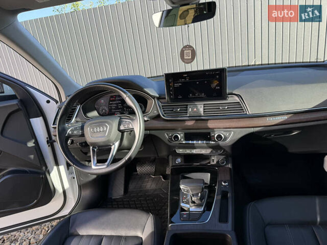 Белый Ауди Ку 5, объемом двигателя 1.98 л и пробегом 55 тыс. км за 33900 $, фото 62 на Automoto.ua