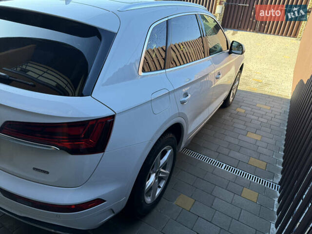 Белый Ауди Ку 5, объемом двигателя 2 л и пробегом 20 тыс. км за 35000 $, фото 1 на Automoto.ua