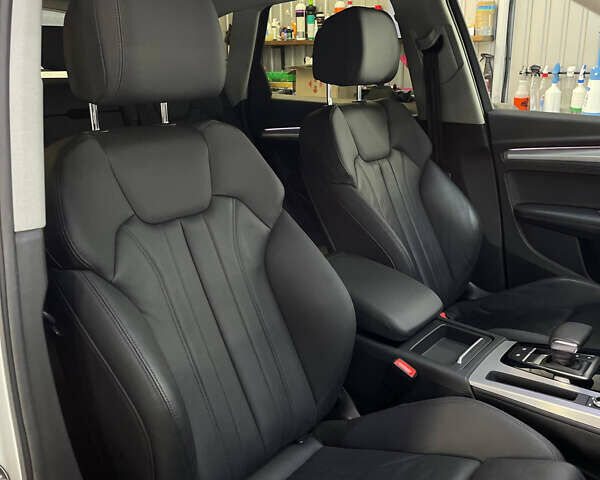 Білий Ауді Ку 5, об'ємом двигуна 2.97 л та пробігом 44 тис. км за 58500 $, фото 7 на Automoto.ua